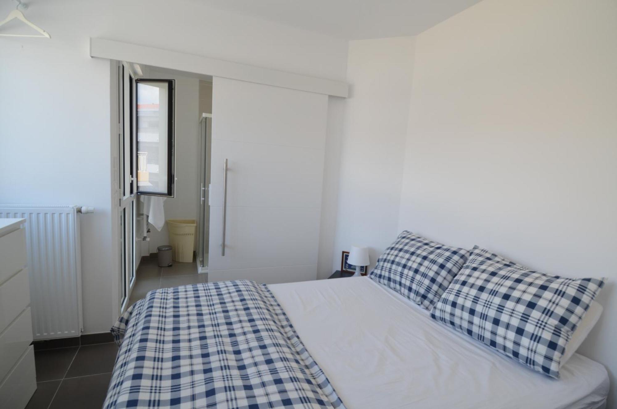 Villa Smolett - Appartement Cosy Au Coeur Du Quartier Du Port นีซ ภายนอก รูปภาพ