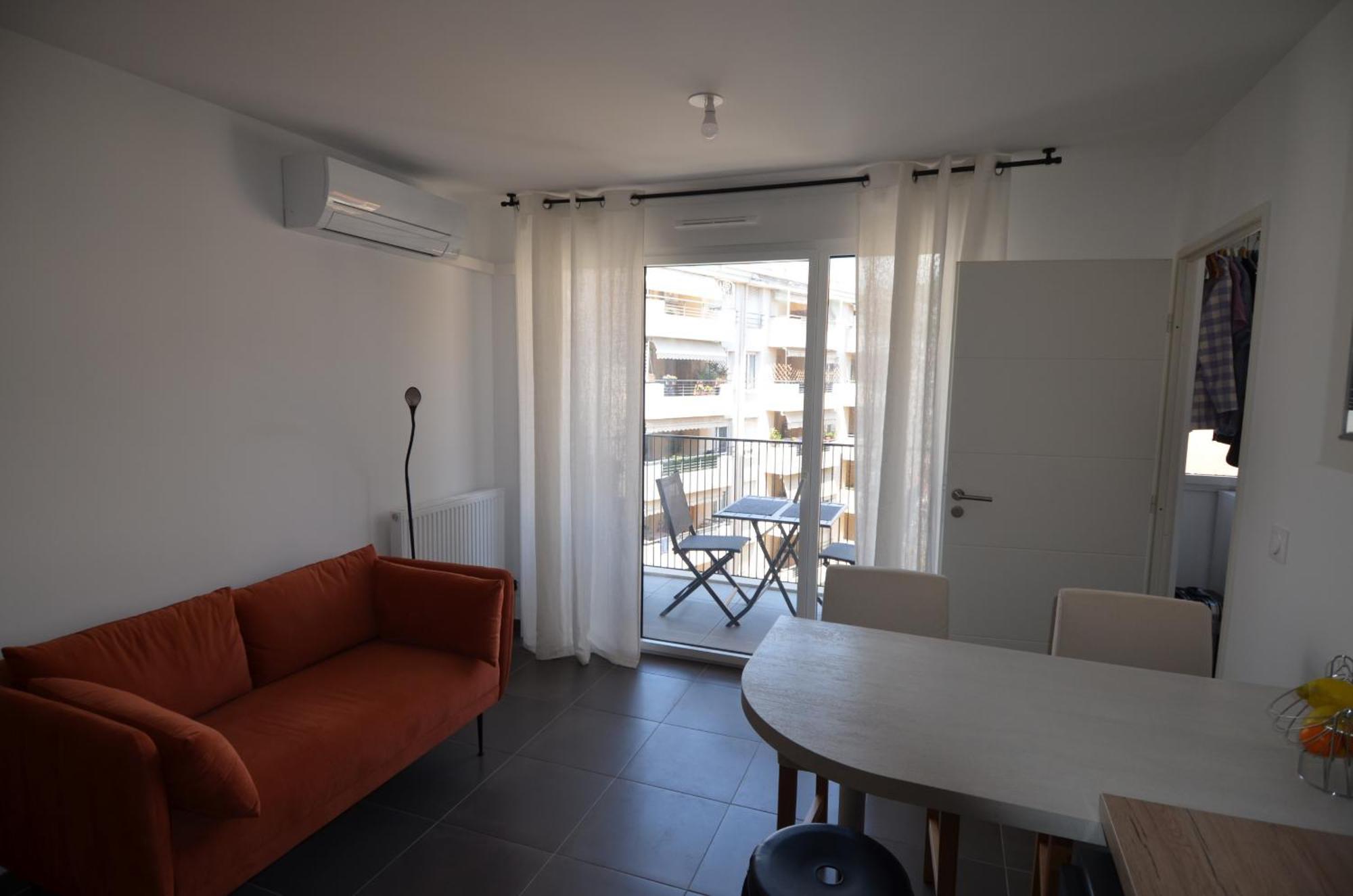 Villa Smolett - Appartement Cosy Au Coeur Du Quartier Du Port นีซ ภายนอก รูปภาพ